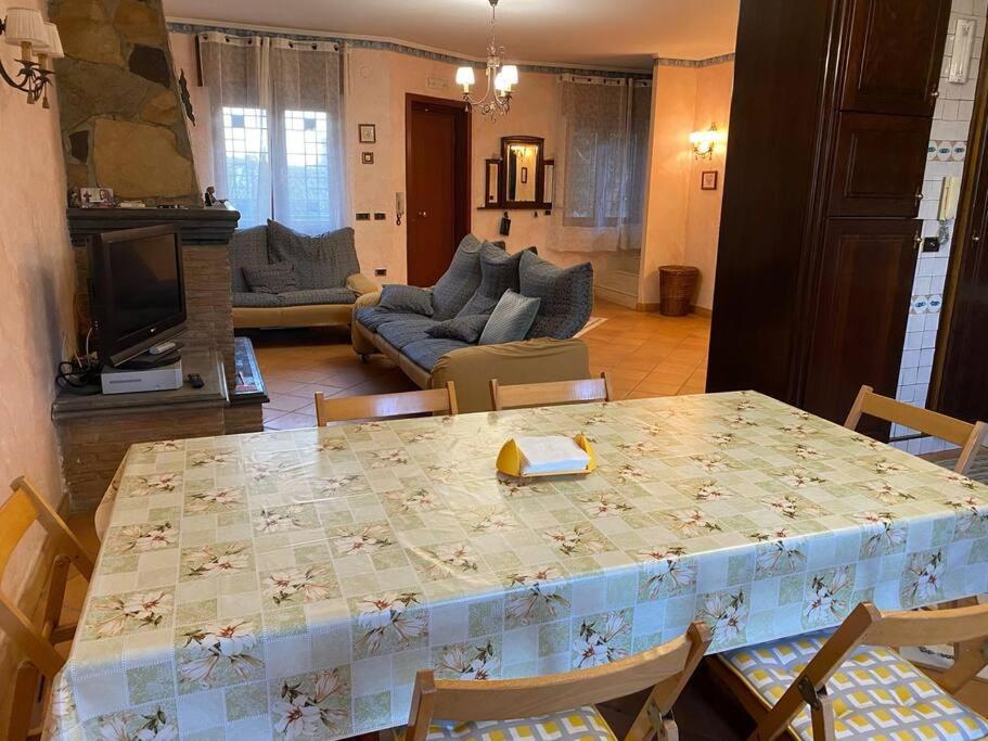 Casa Vacanze Parco Dei Fiori Βίλα Scafati Εξωτερικό φωτογραφία